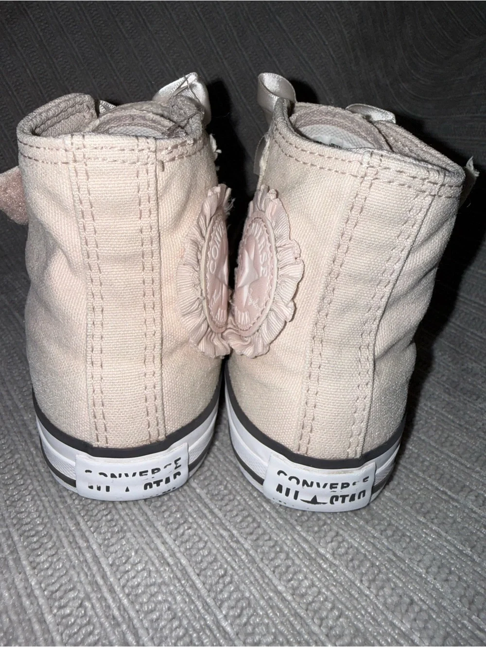 Converse High-Top Sneakers with Satin Bow - Light Pink